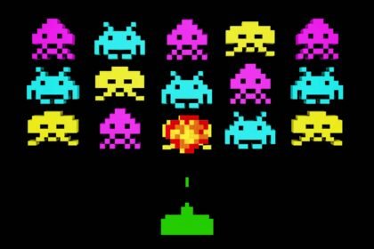 'Space Invaders' clone game rewards players with real Bitcoin payouts.