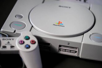 3 PlayStation 1 Games Every '90s Kid Had On The Shelf