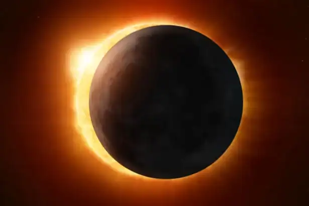 81 seconds of darkness: ESA broadcasts the Aug. 12 total solar eclipse live from Spain