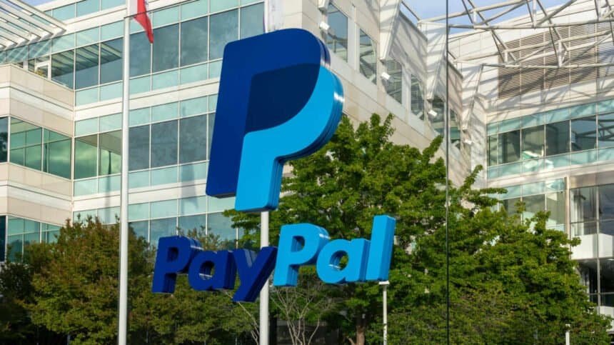Stripe reportedly wants to buy PayPal, and $53 billion wasn't enough