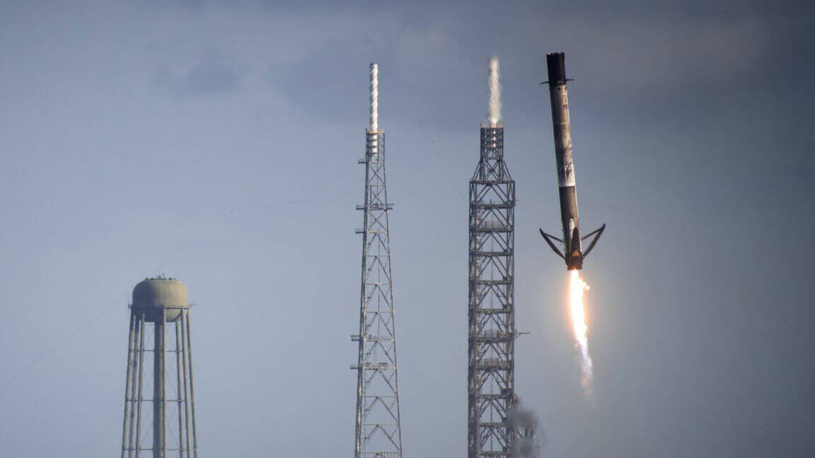 Trump's new space transportation policy wants a spaceport built on federal land