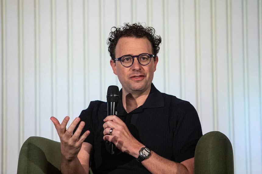 Anthropic's founders push for voting control before the IPO
