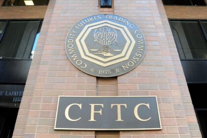 Crypto Loses Two Top Washington Voices as Mersinger and Peirce Set Exit Dates