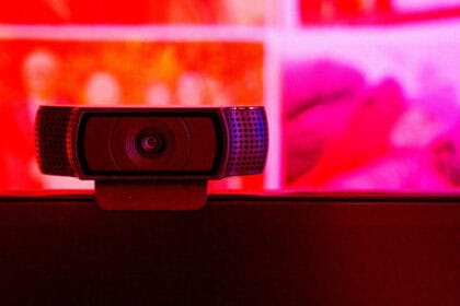 Google is now asking for your video selfie to prove who you are