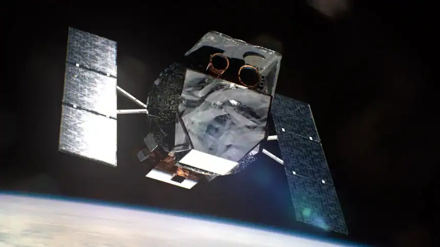 NASA's Swift telescope is back online, but the clock is running out