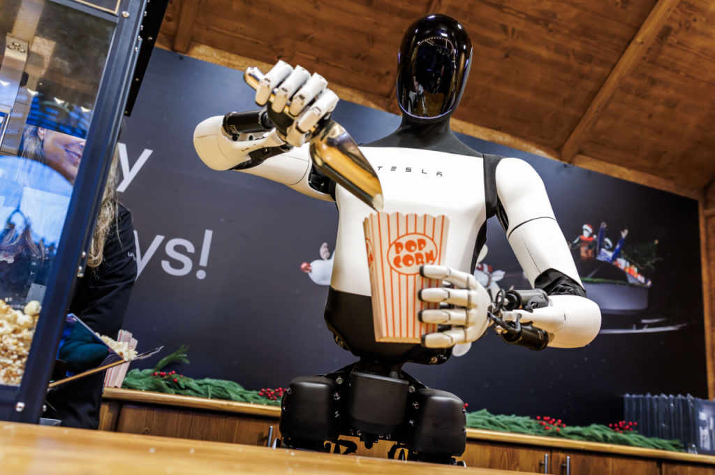 AI breakthroughs in robotics won't change your daily life any time soon Tesla Optimus — AI breakthroughs in robotics won't change your daily life any time soon